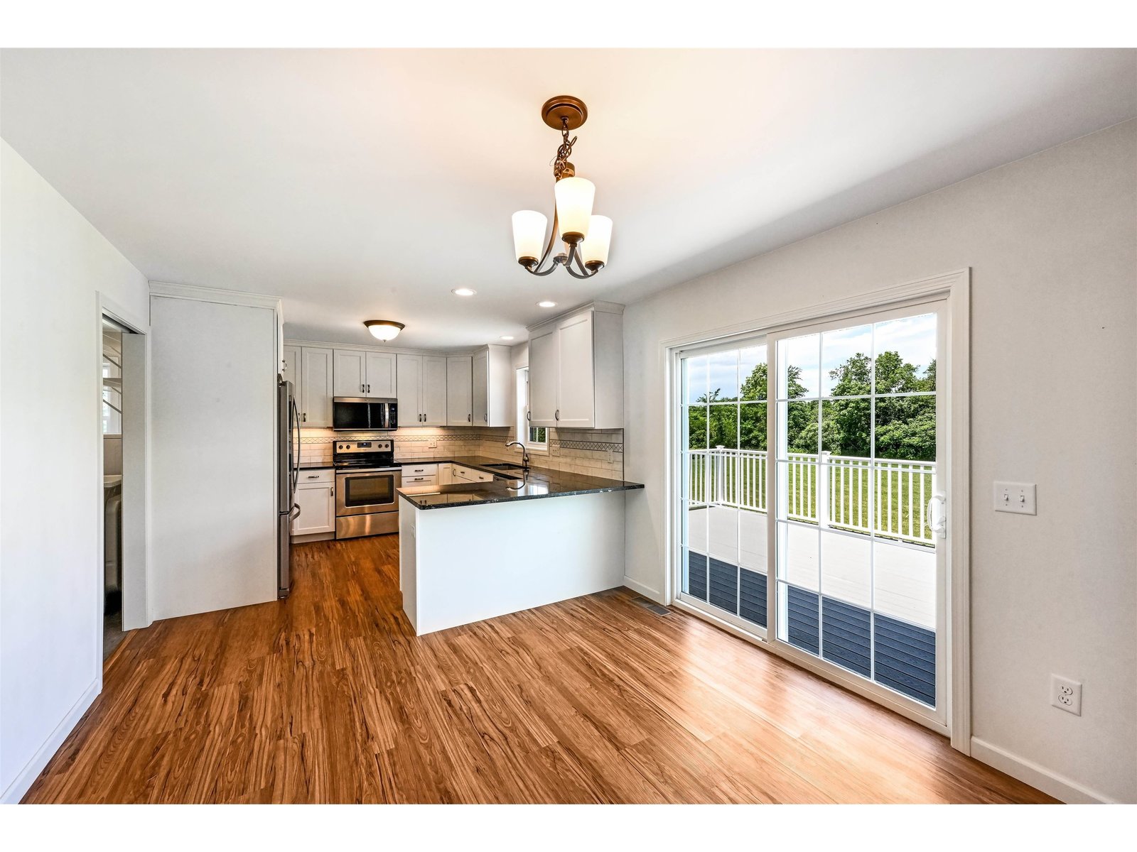 7 Riparian Way