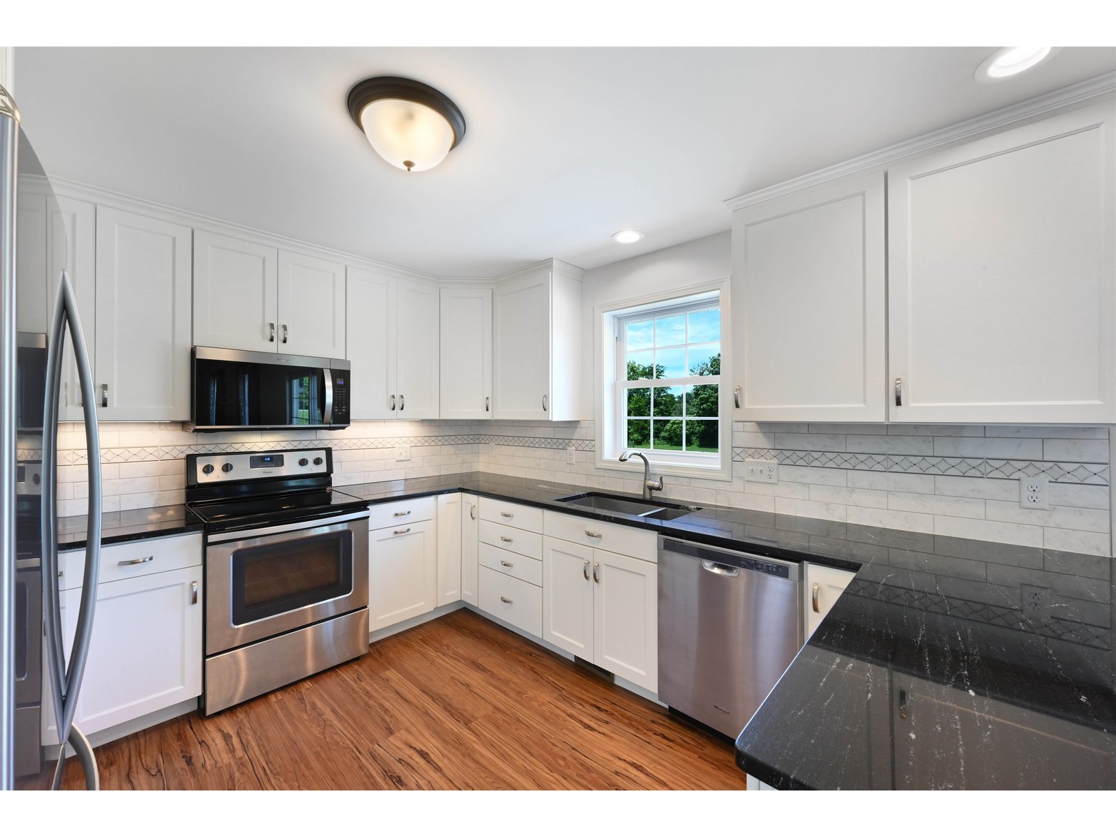 7 Riparian Way