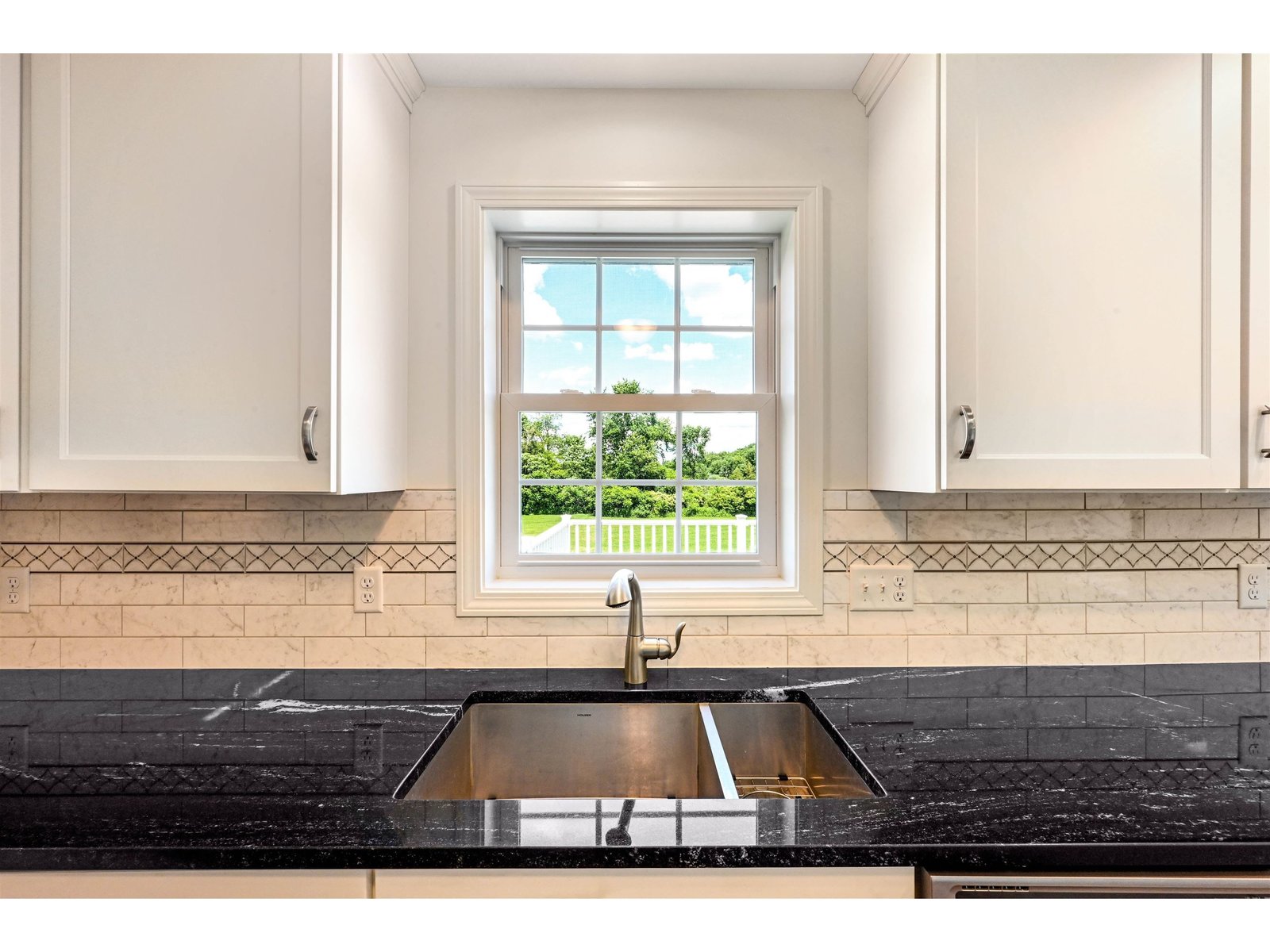 7 Riparian Way