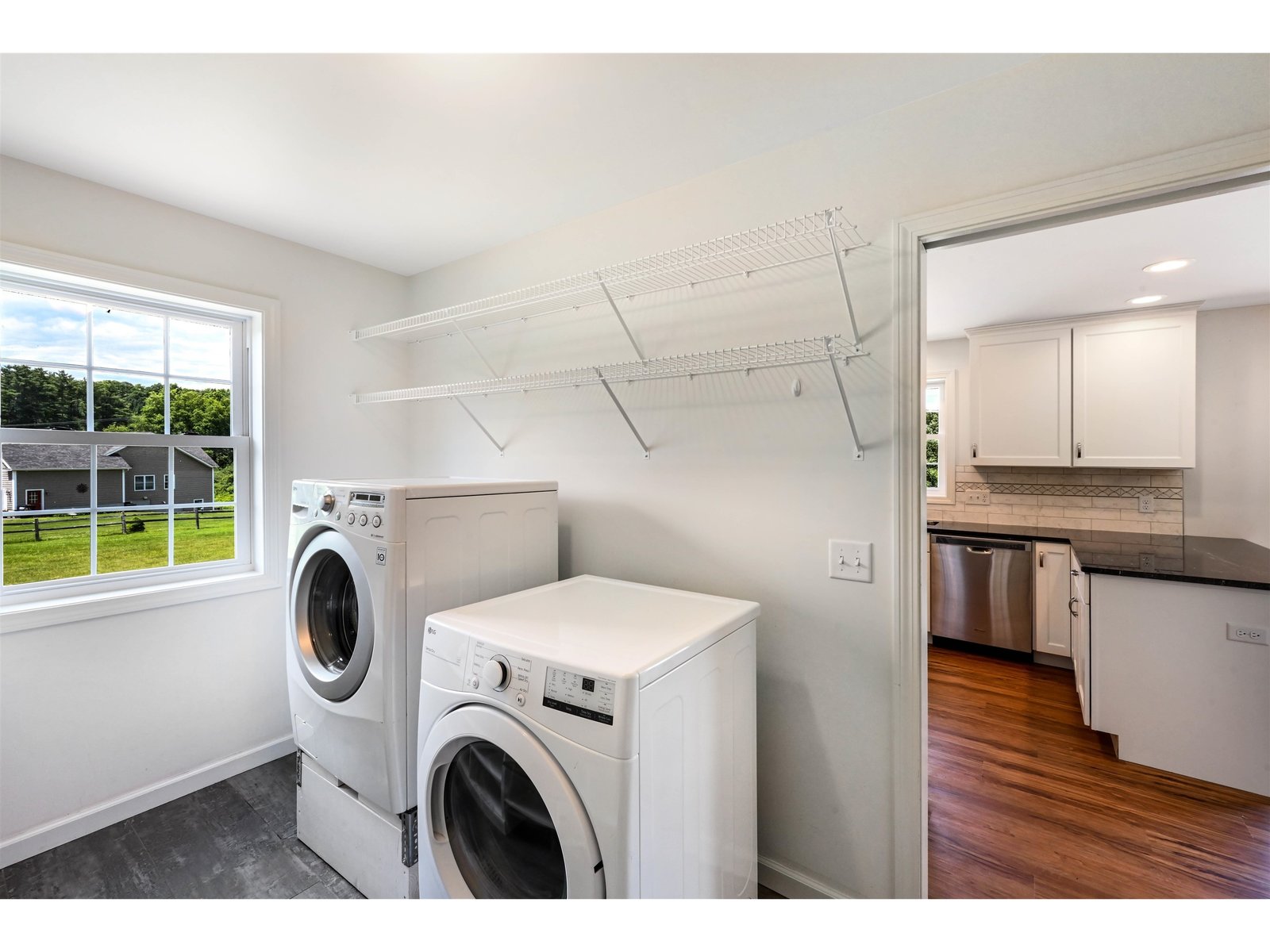 7 Riparian Way