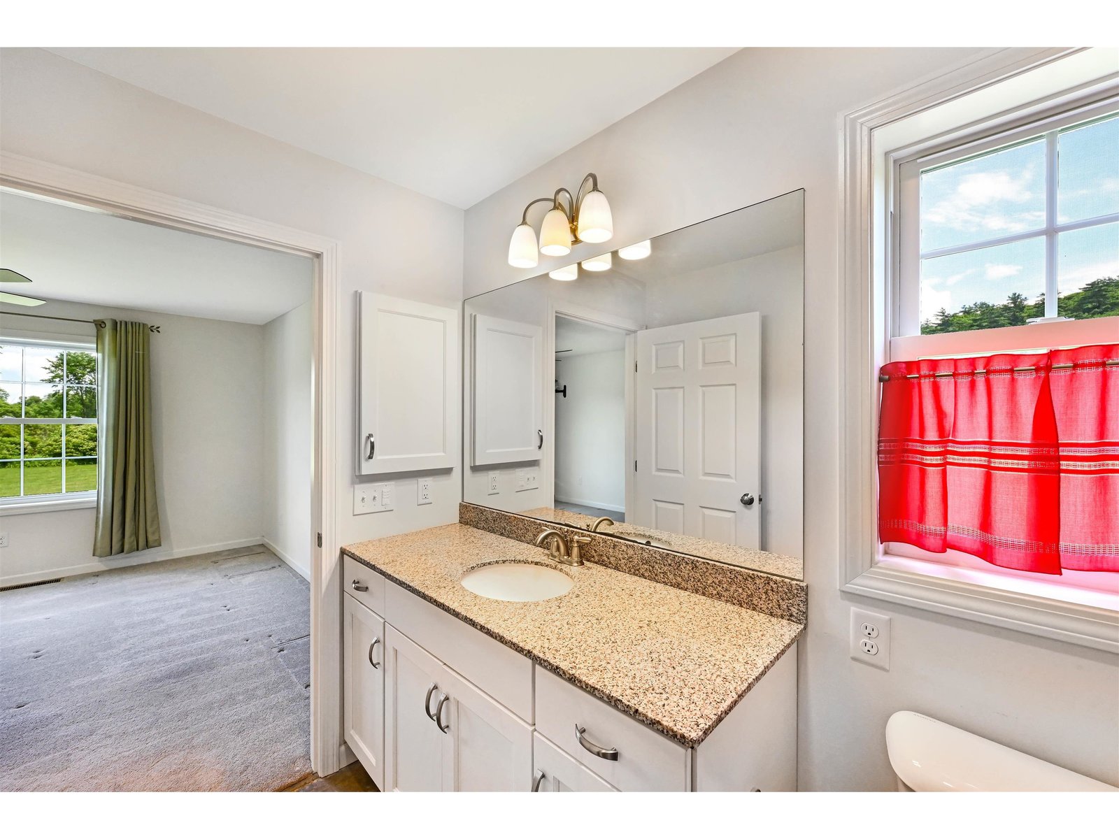 7 Riparian Way