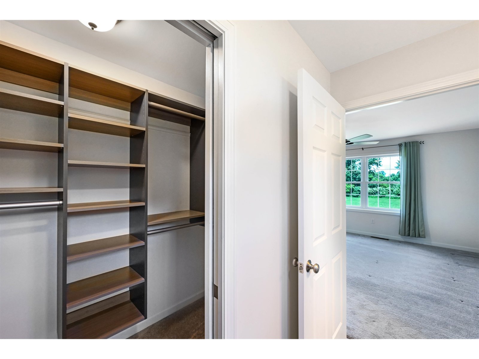 7 Riparian Way