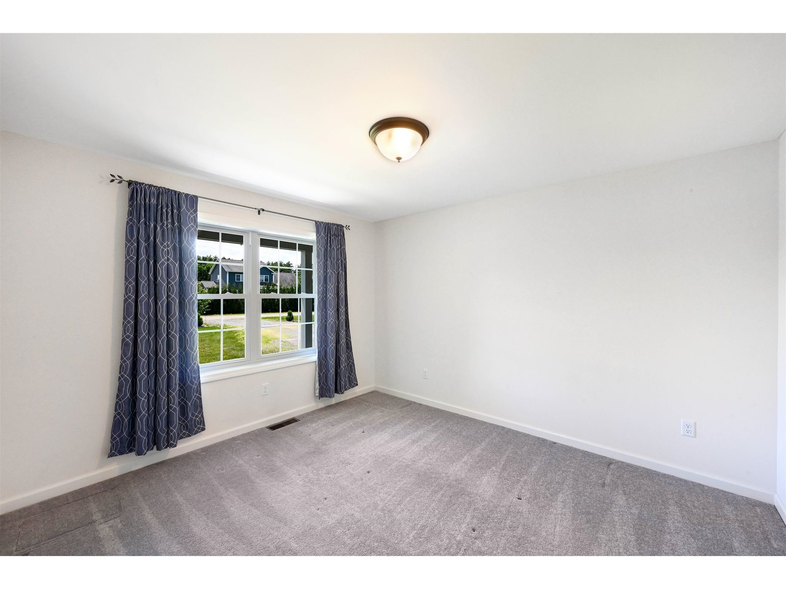 7 Riparian Way