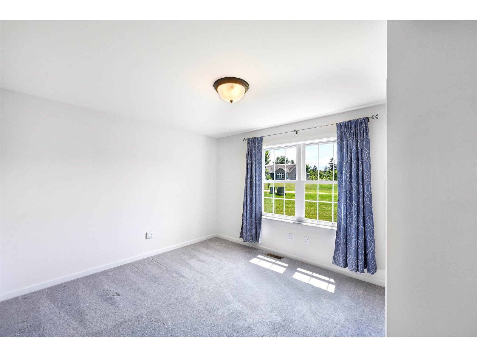 7 Riparian Way