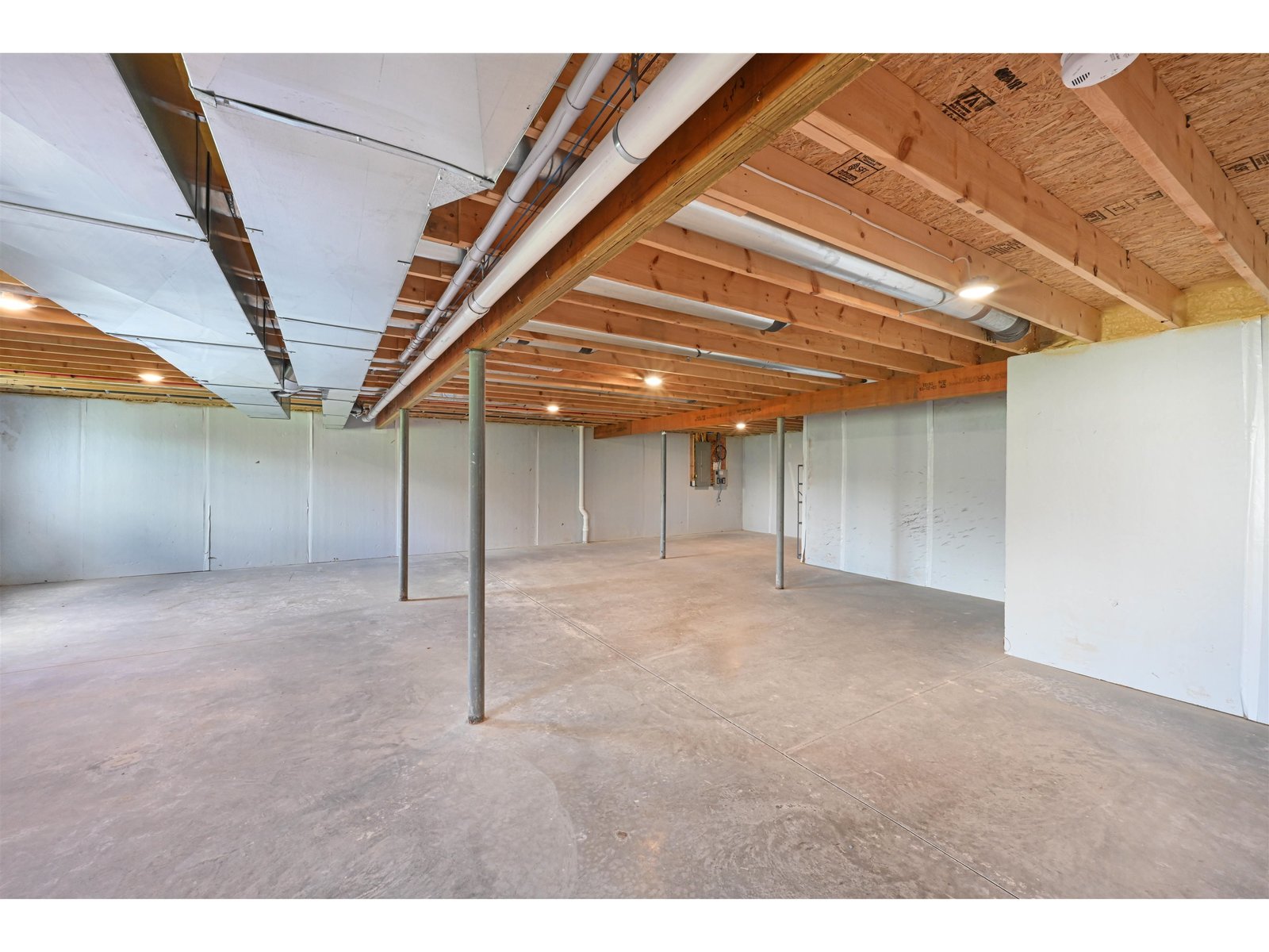 7 Riparian Way