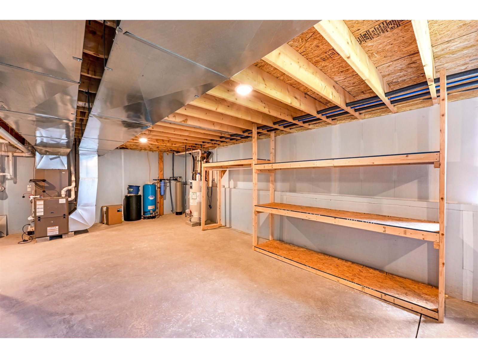 7 Riparian Way
