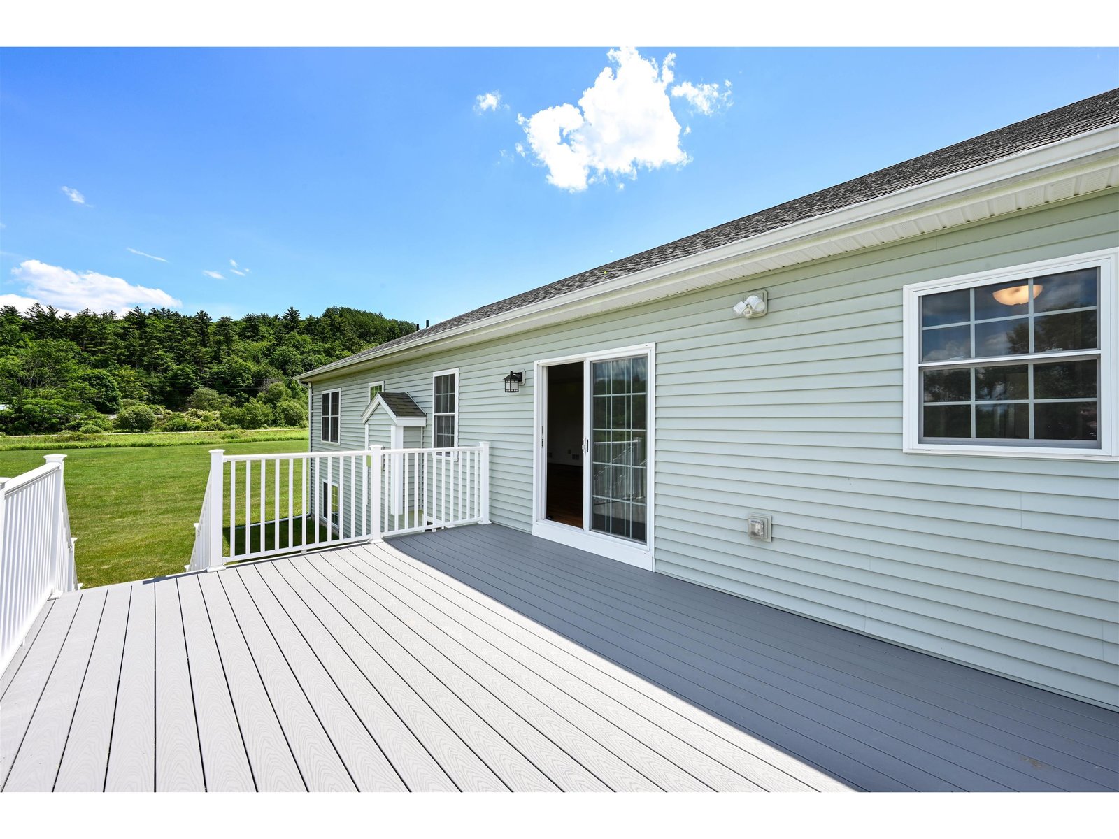 7 Riparian Way
