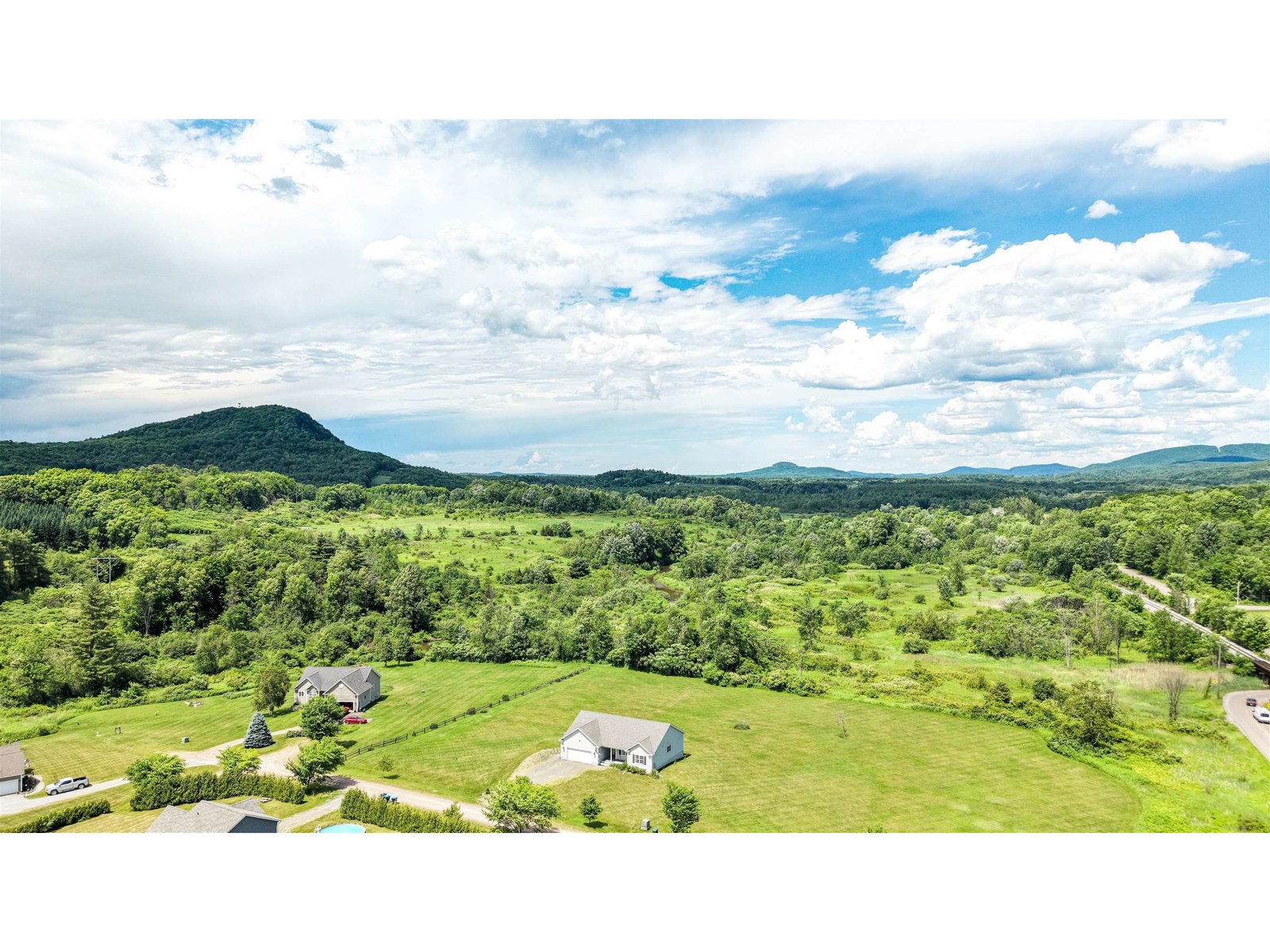 7 Riparian Way