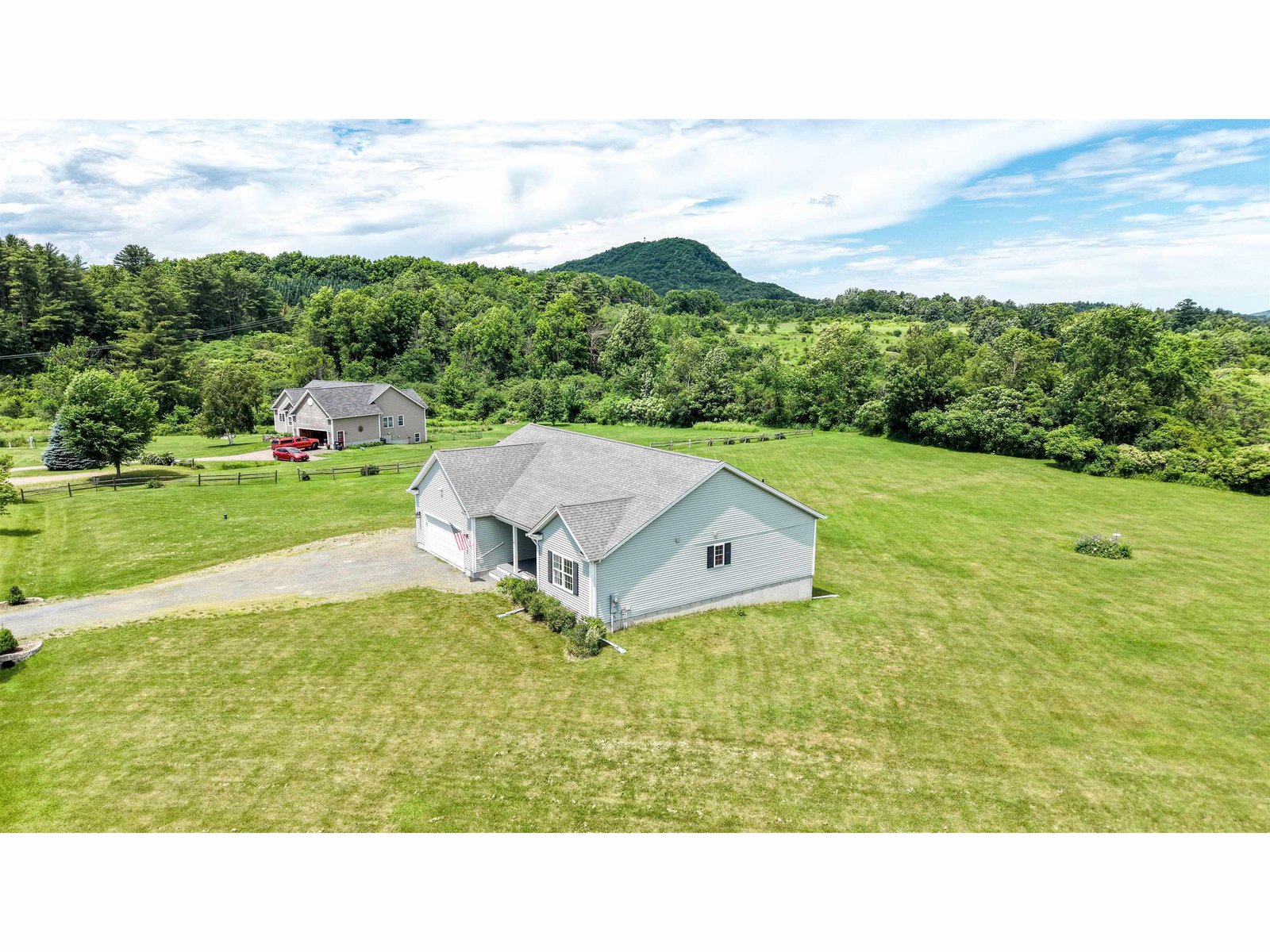 7 Riparian Way