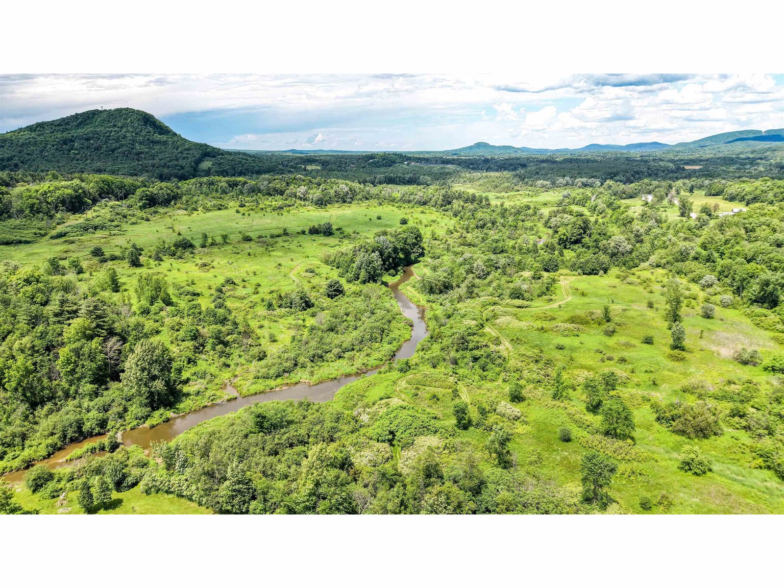7 Riparian Way