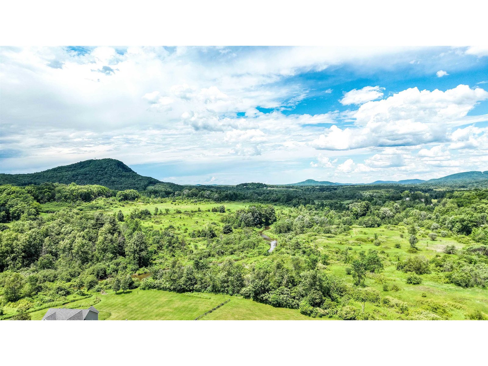 7 Riparian Way
