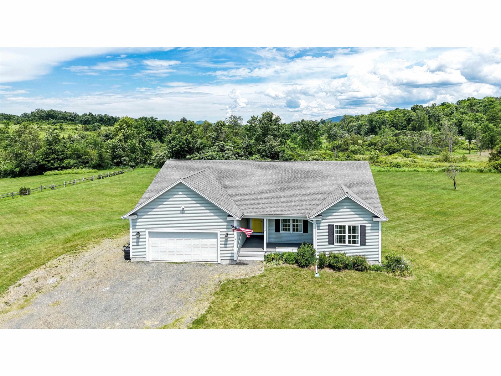 7 Riparian Way
