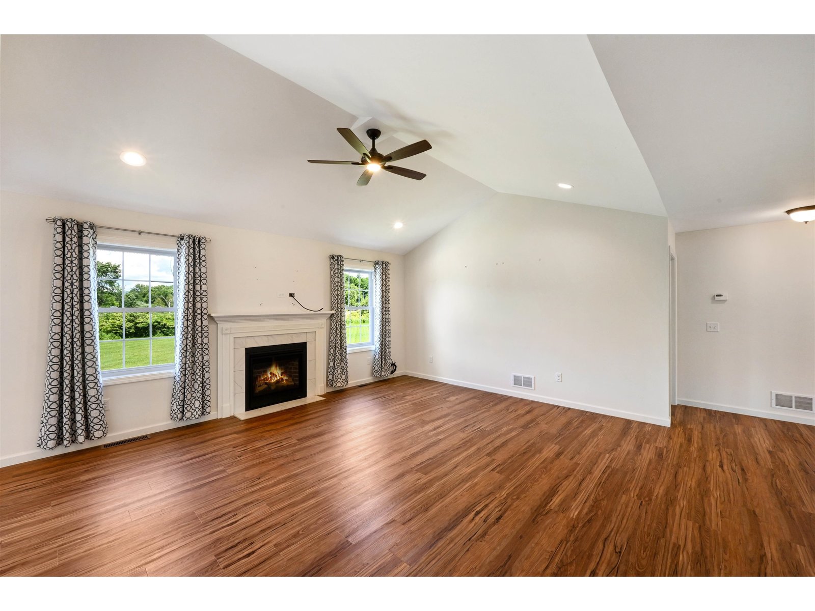 7 Riparian Way