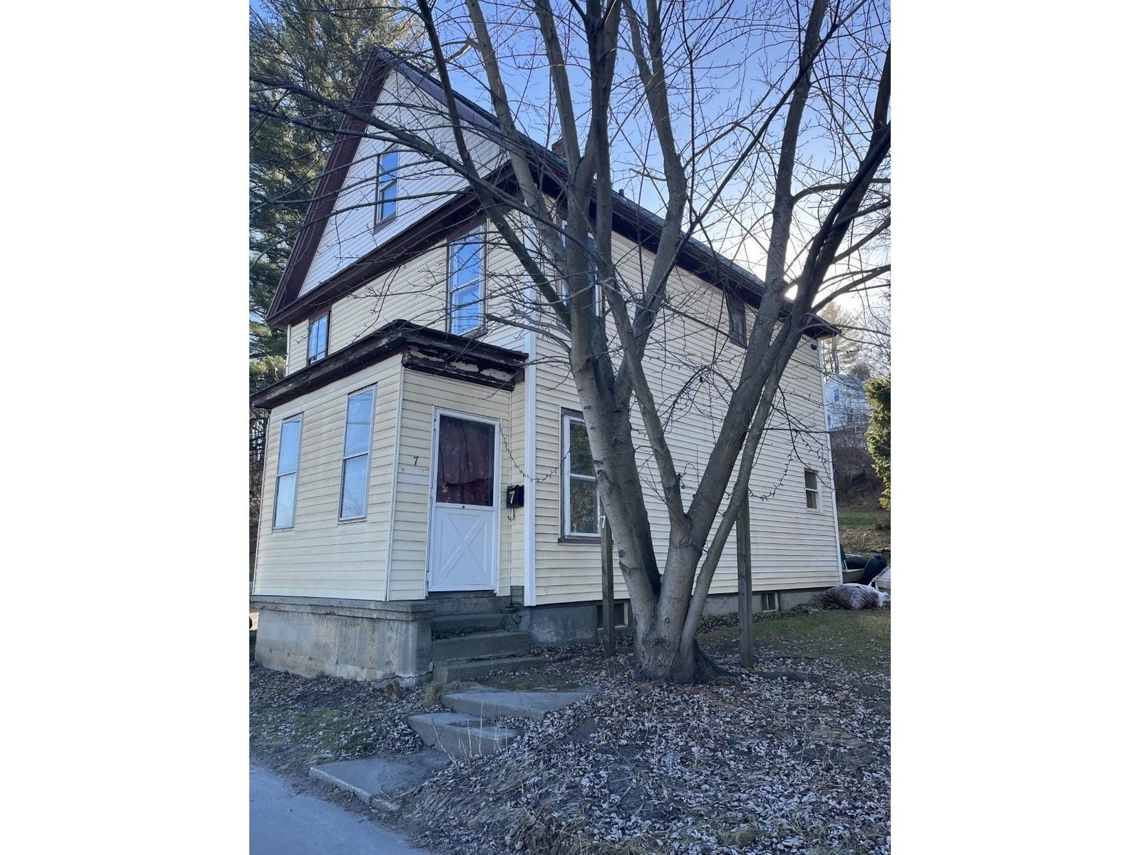 7 River Street