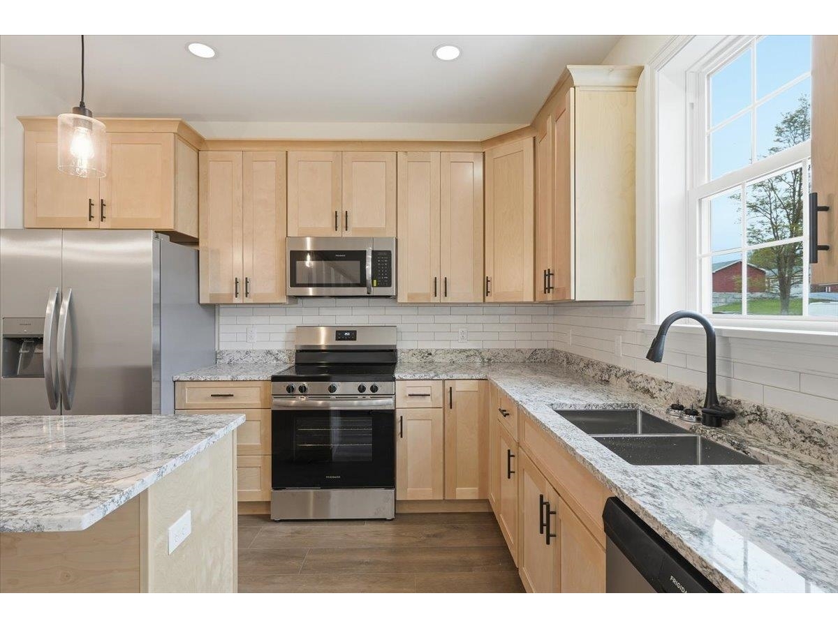 7 River Street, Unit 2