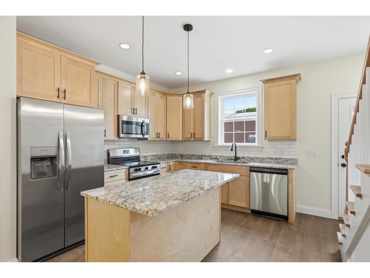 7 River Street, Unit 2