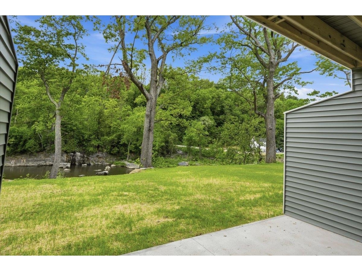 7 River Street, Unit 3