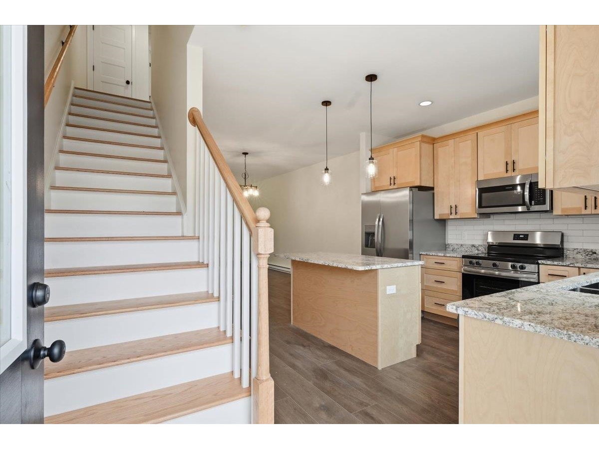 7 River Street, Unit 3
