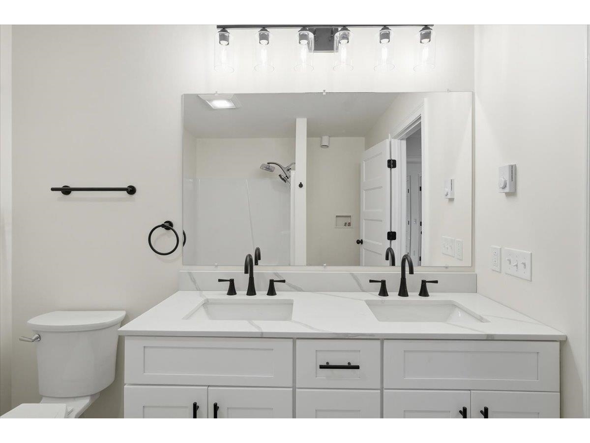 7 River Street, Unit 3