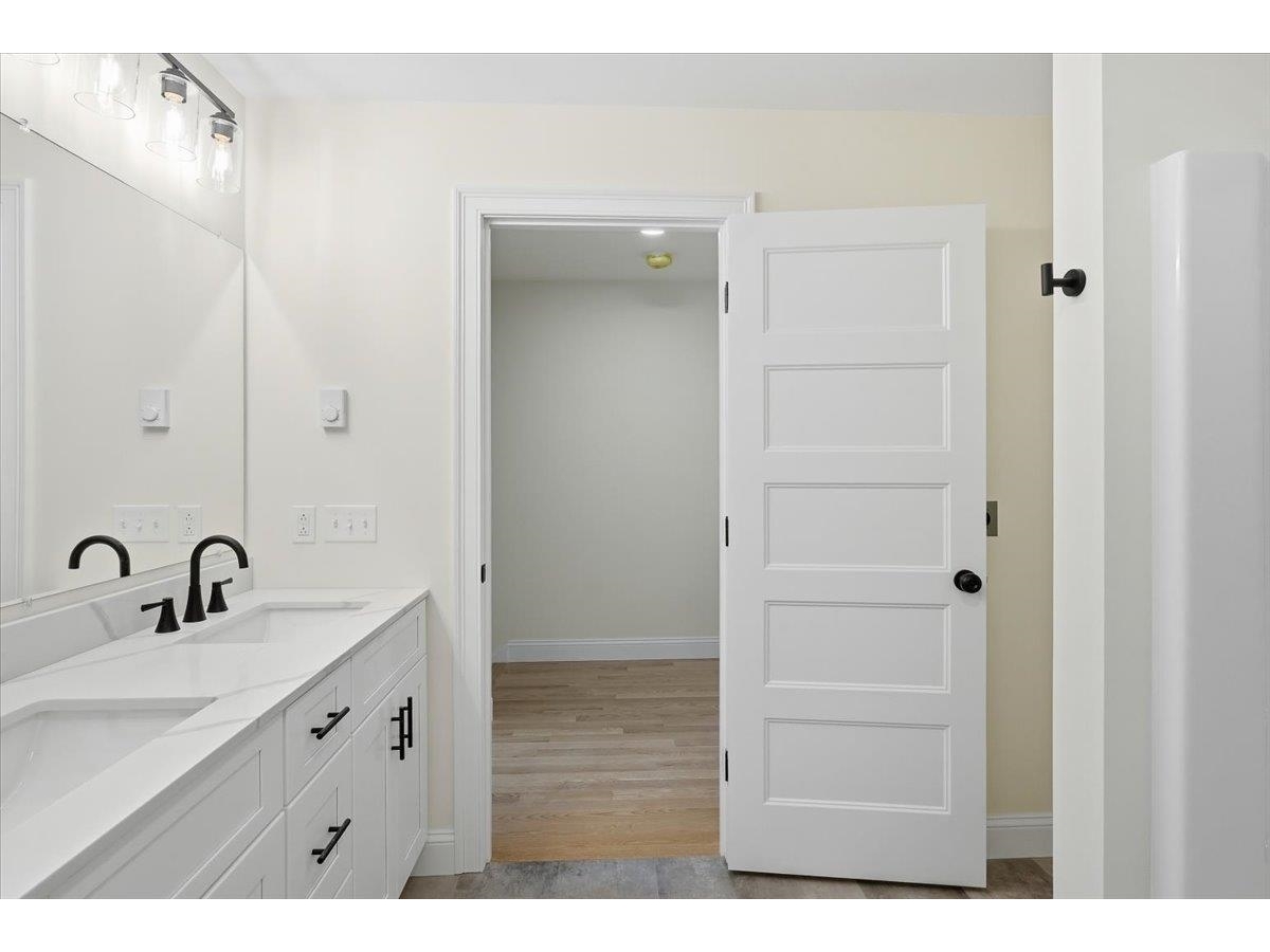 7 River Street, Unit 3
