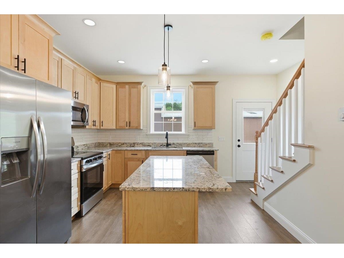 7 River Street, Unit 3