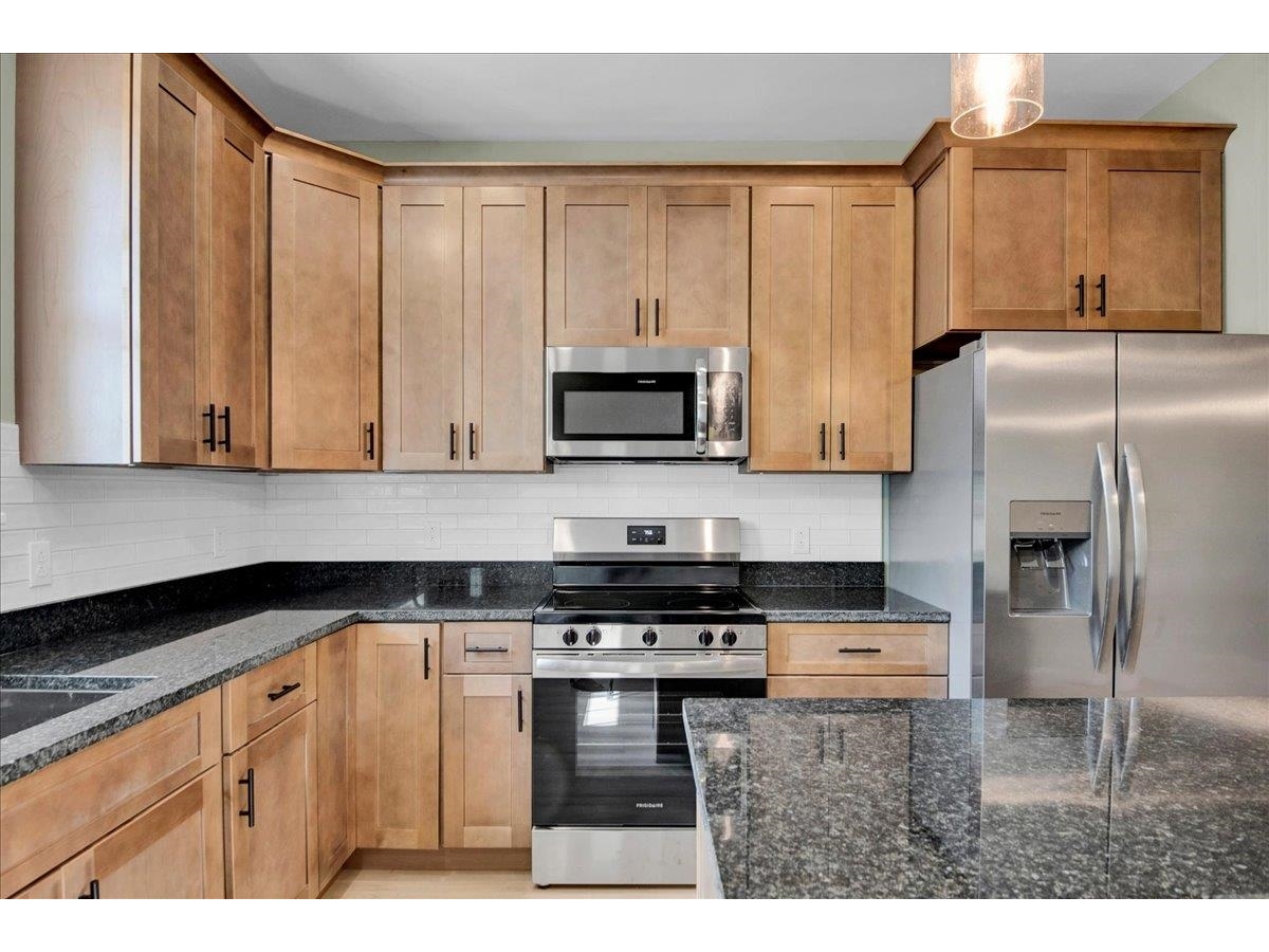 7 River Street, Unit 4