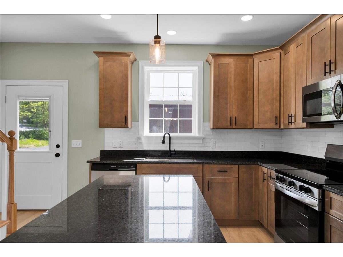 7 River Street, Unit 4