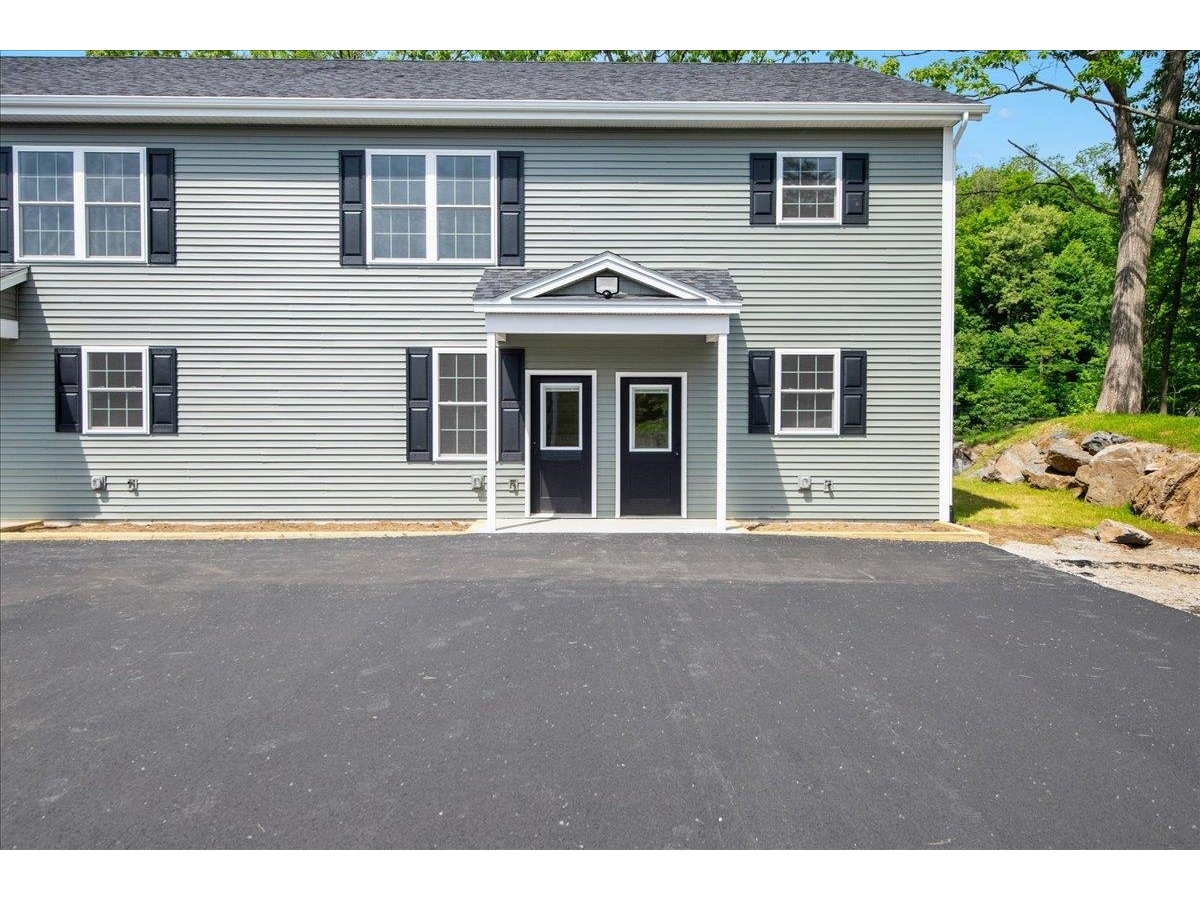 7 River Street, Unit 4