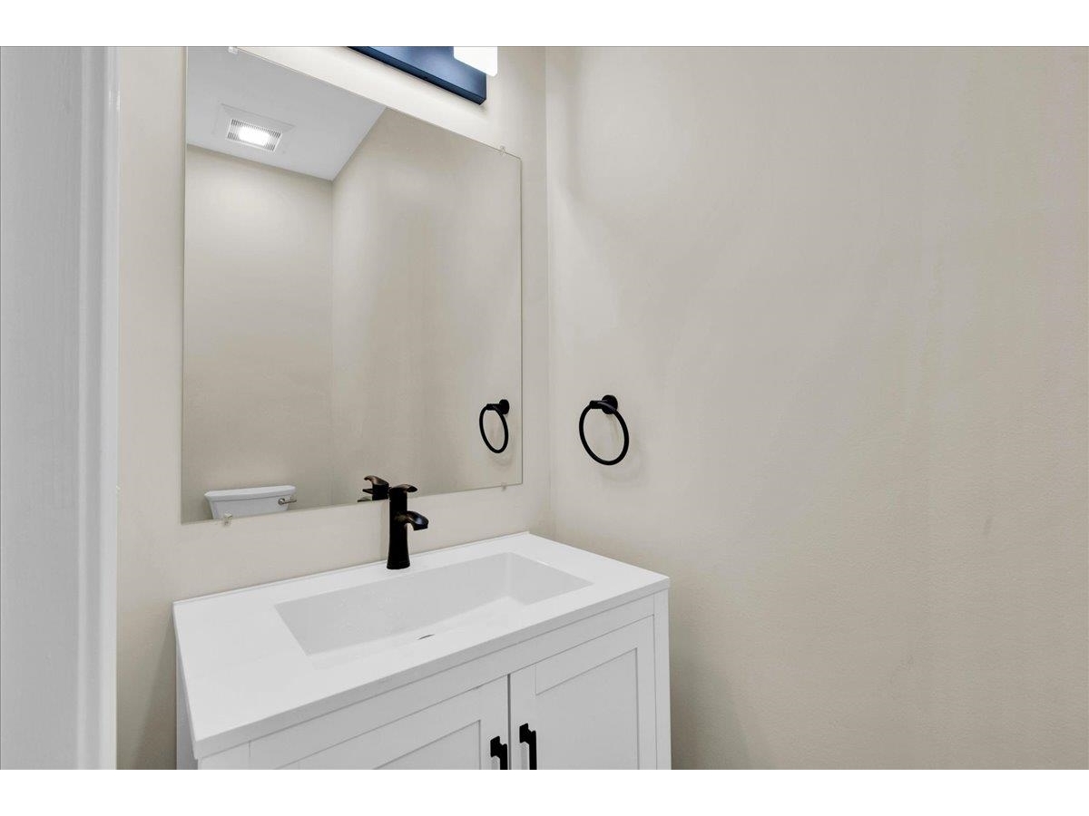 7 River Street, Unit 5