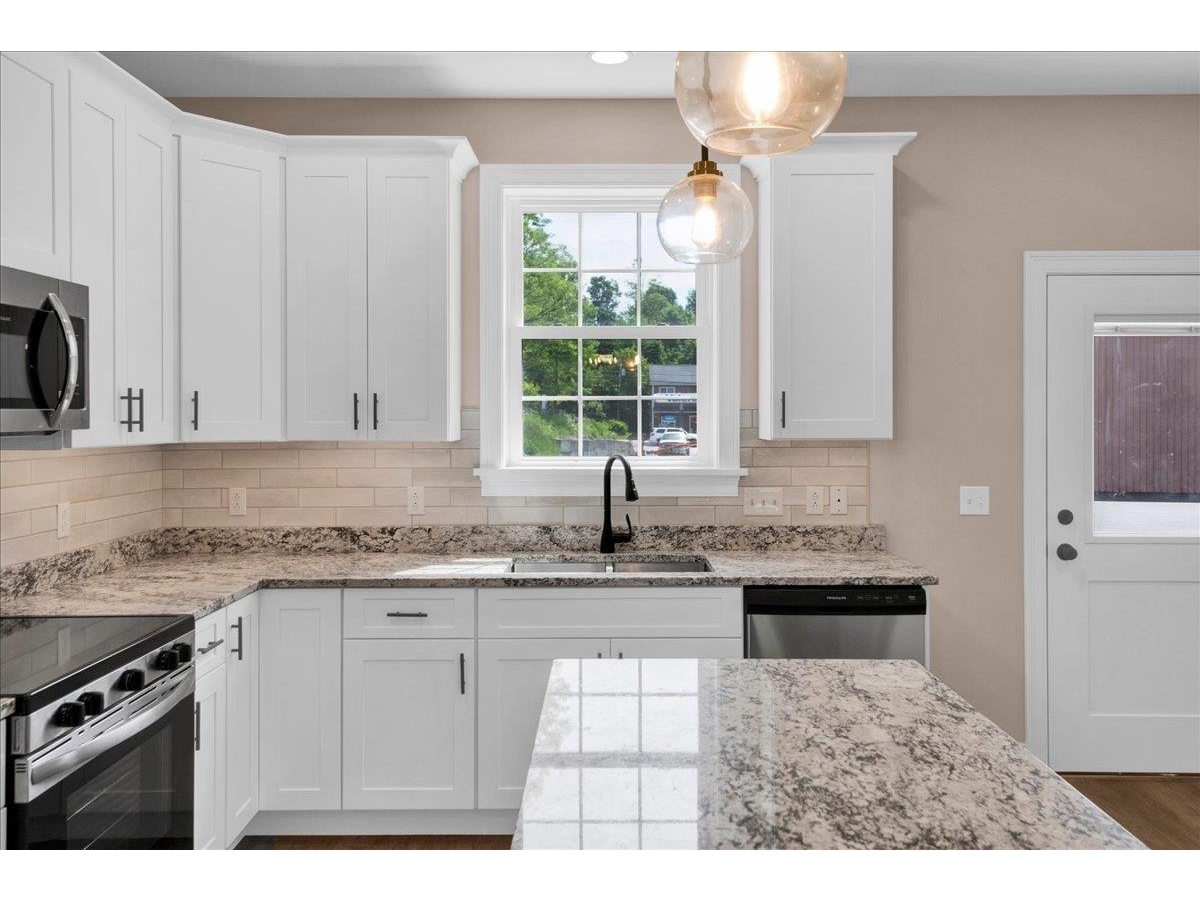 7 River Street, Unit 7