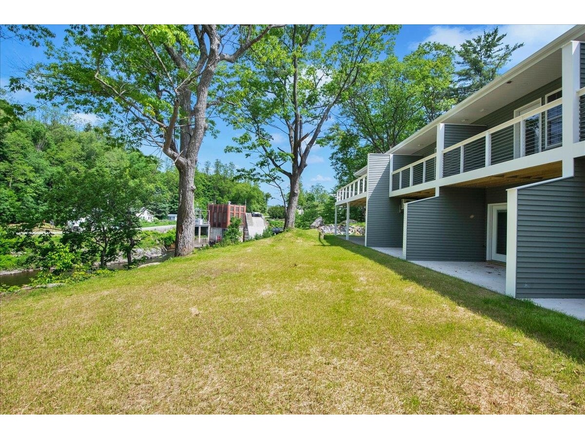 7 River Street, Unit 7