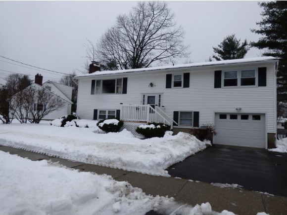 7 Roseade Parkway