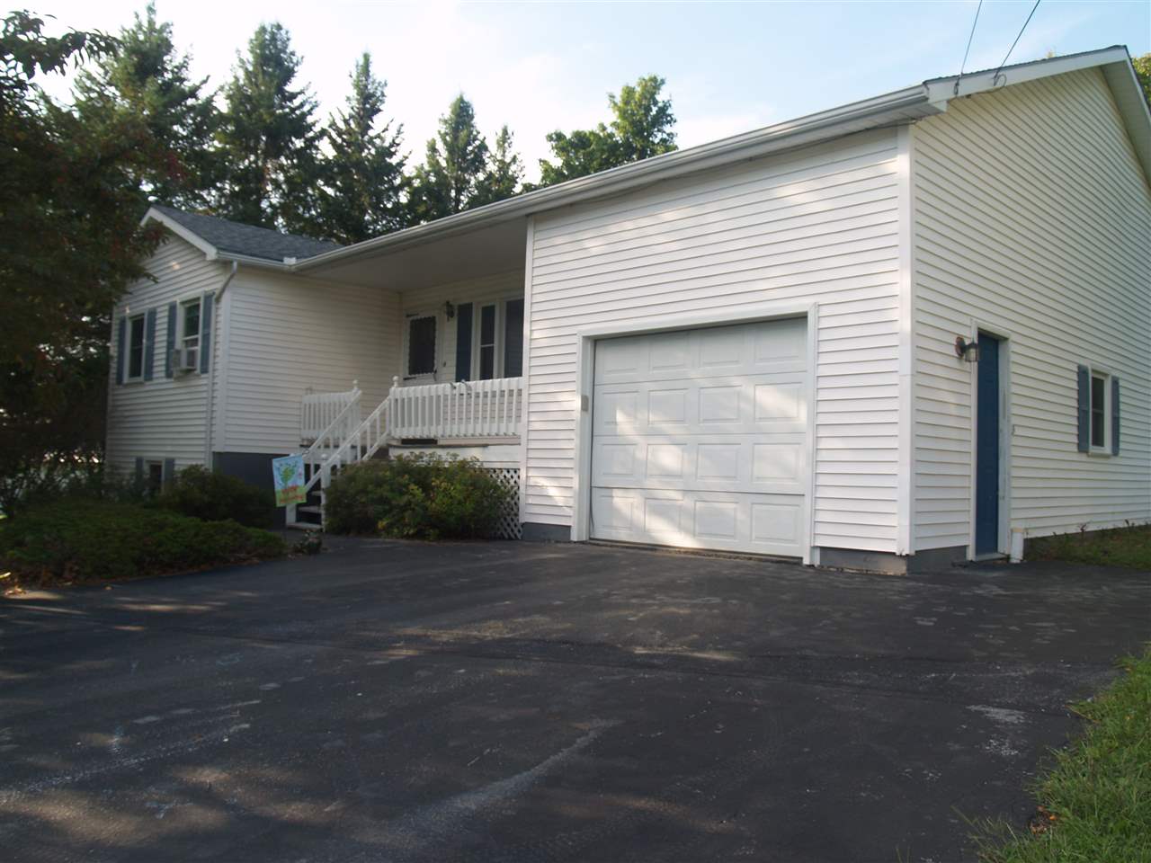 7 Twin Court
