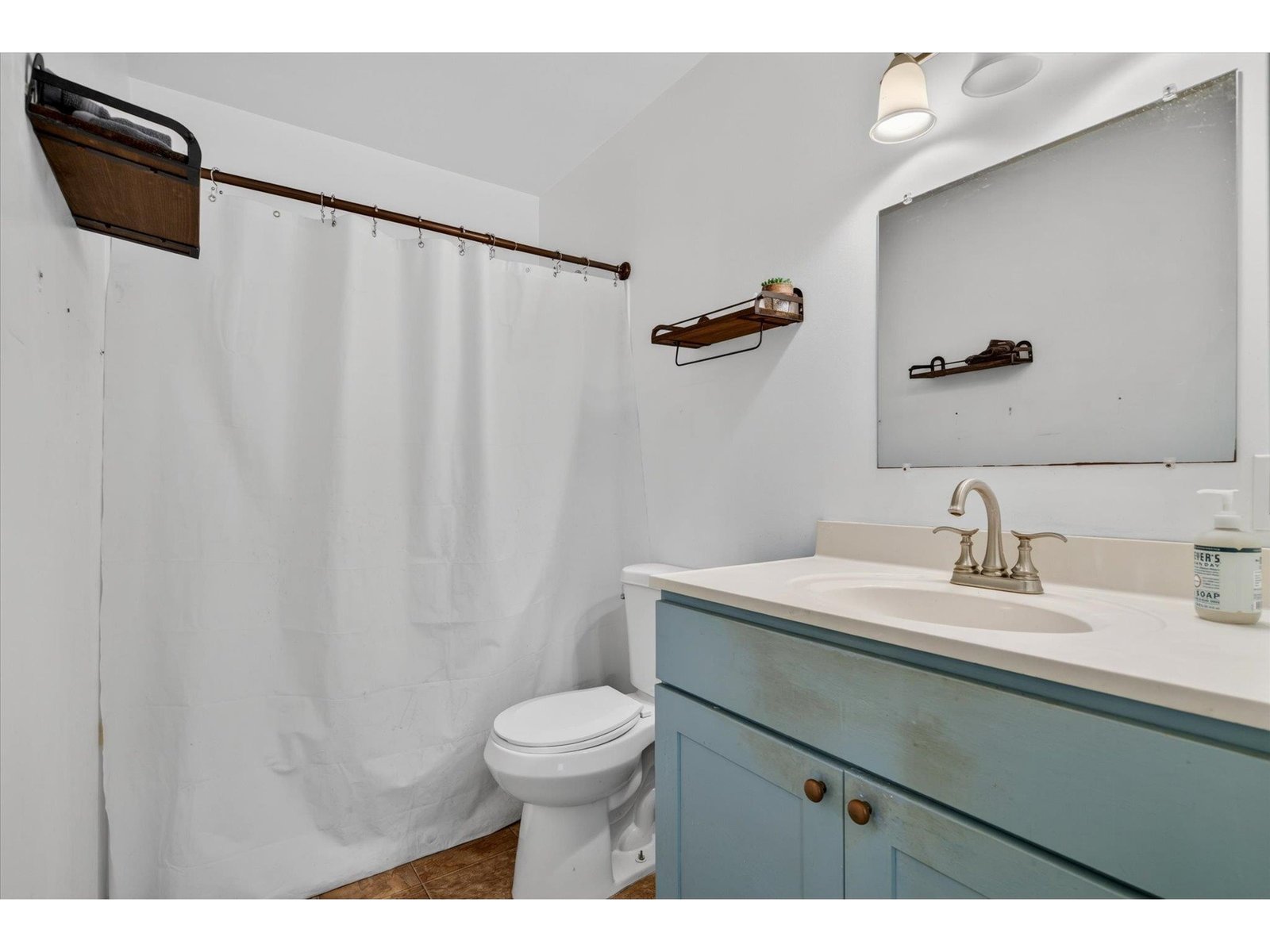 Upstairs Bathroom