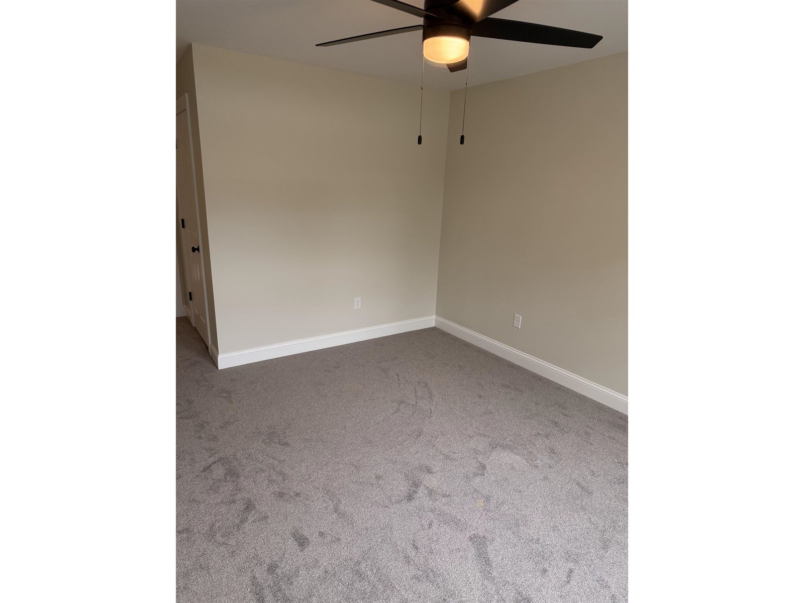 7 Willys Lane, Unit 102