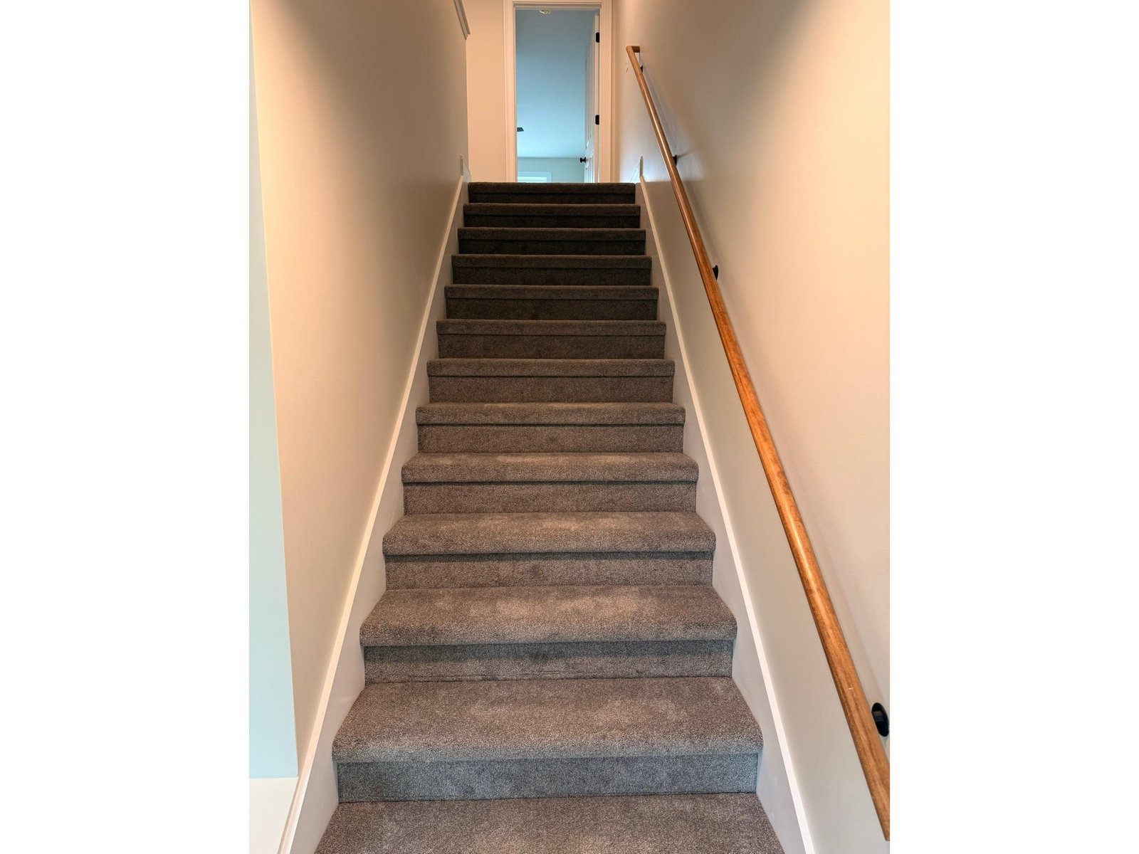 7 Willys Lane, Unit 102