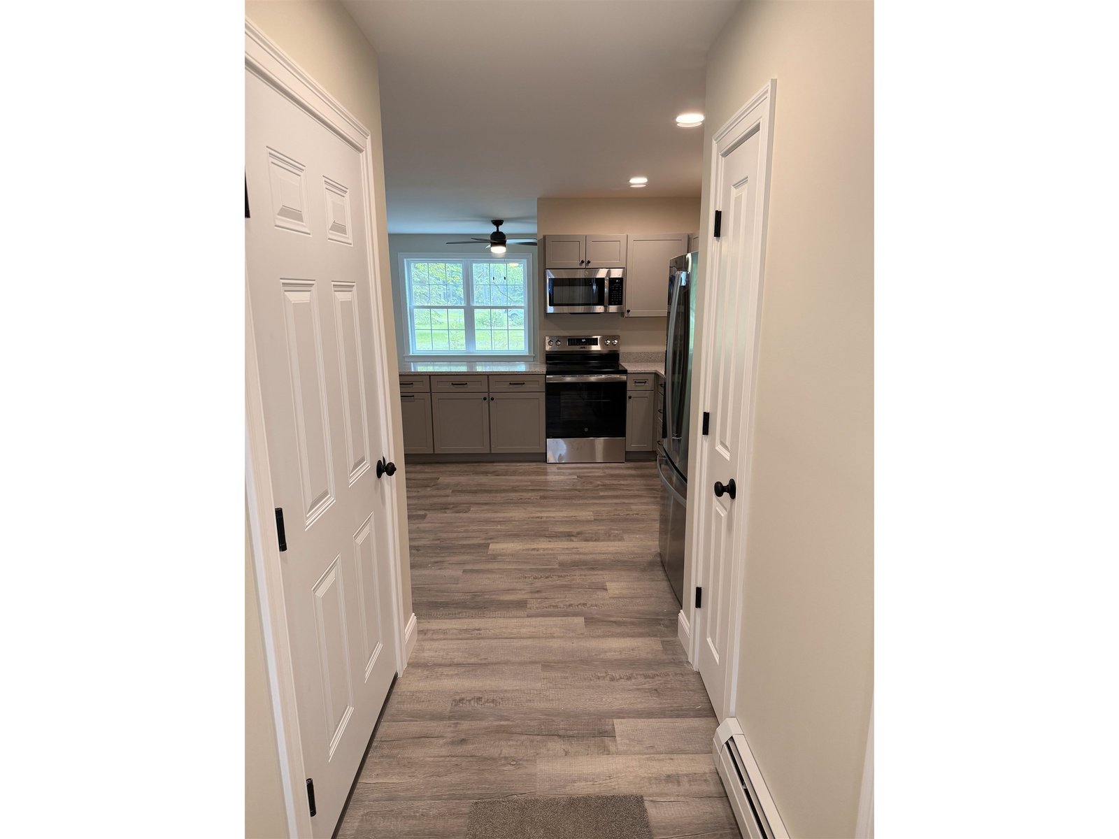 7 Willys Lane, Unit 102