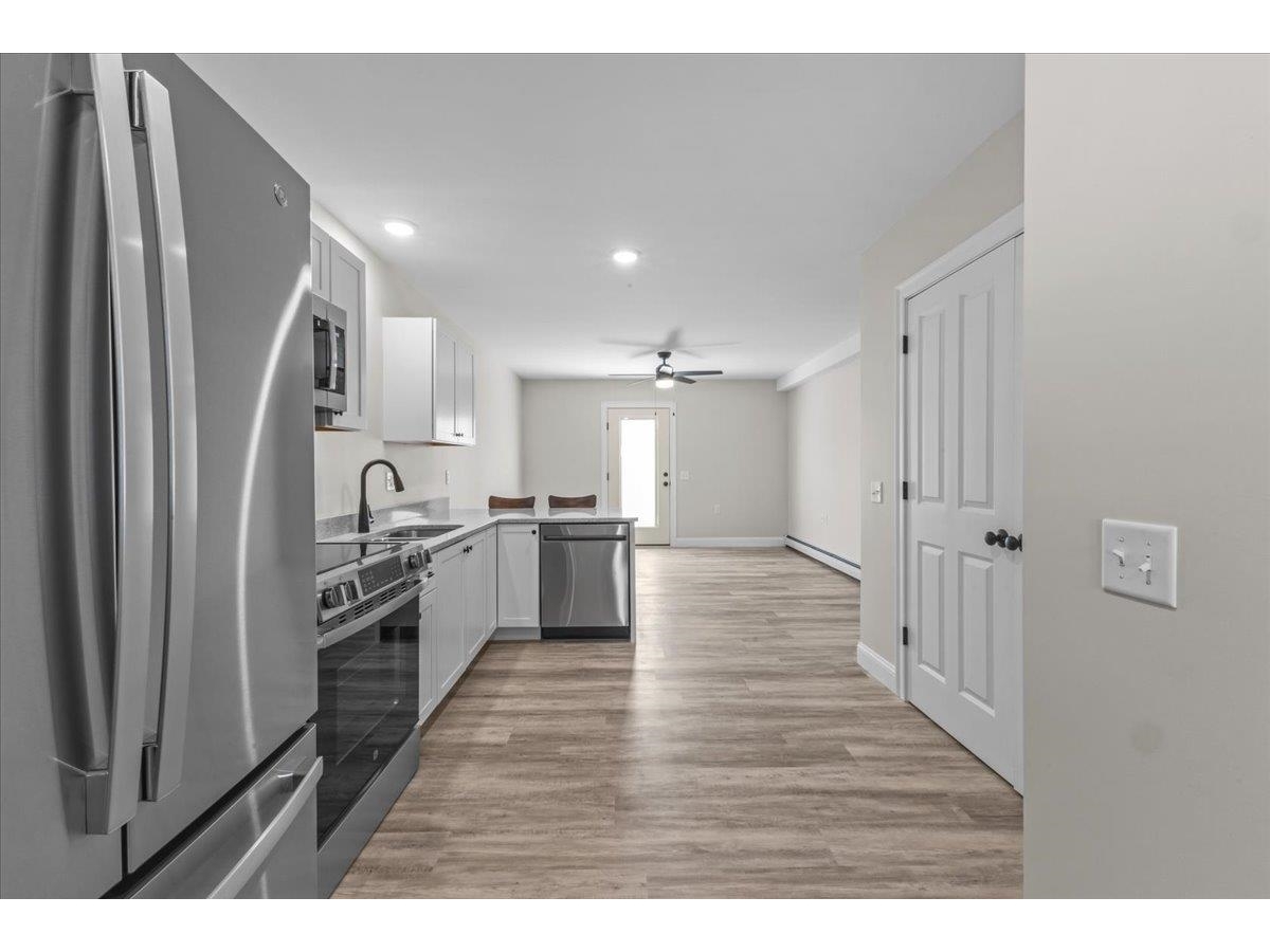 7 Willys Lane, Unit 103