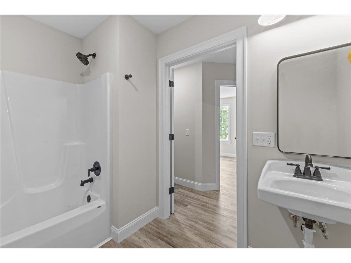 7 Willys Lane, Unit 103