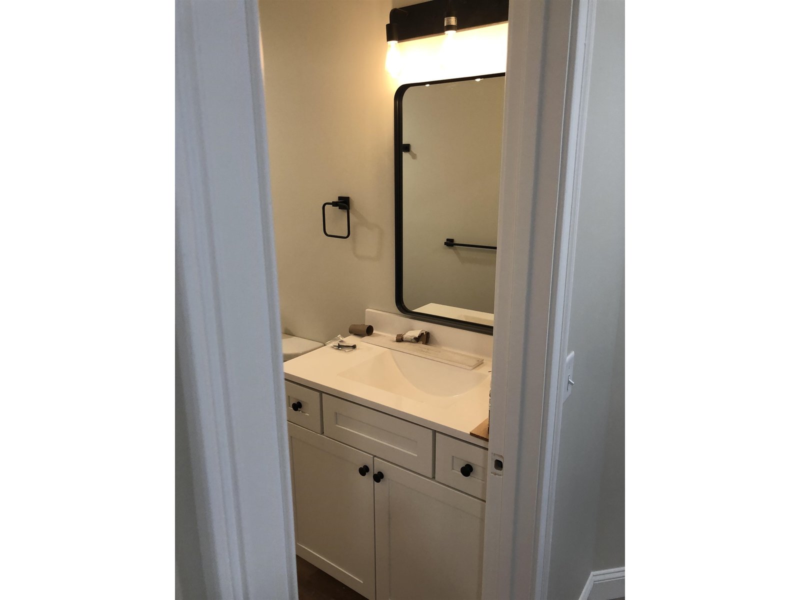 7 Willys Lane, Unit 104