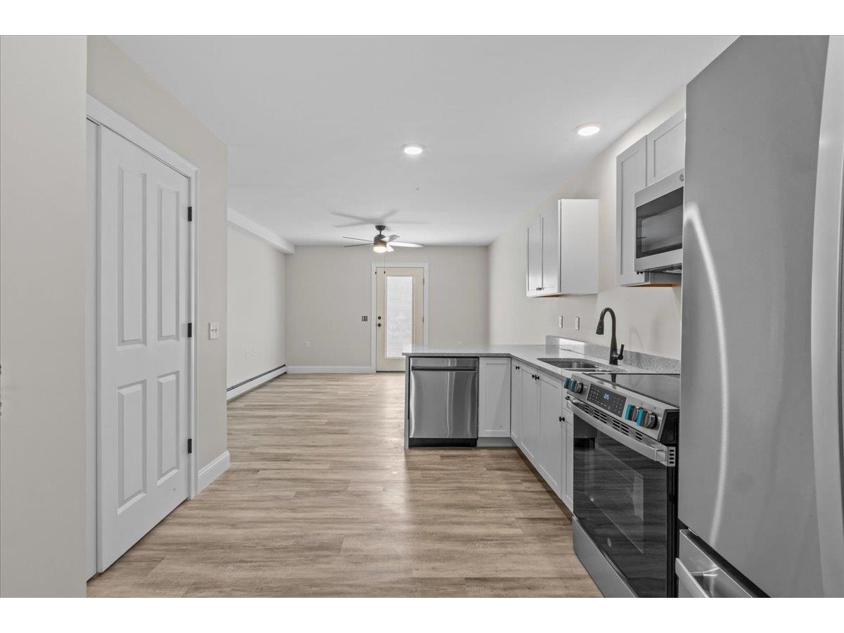 7 Willys Lane, Unit 106