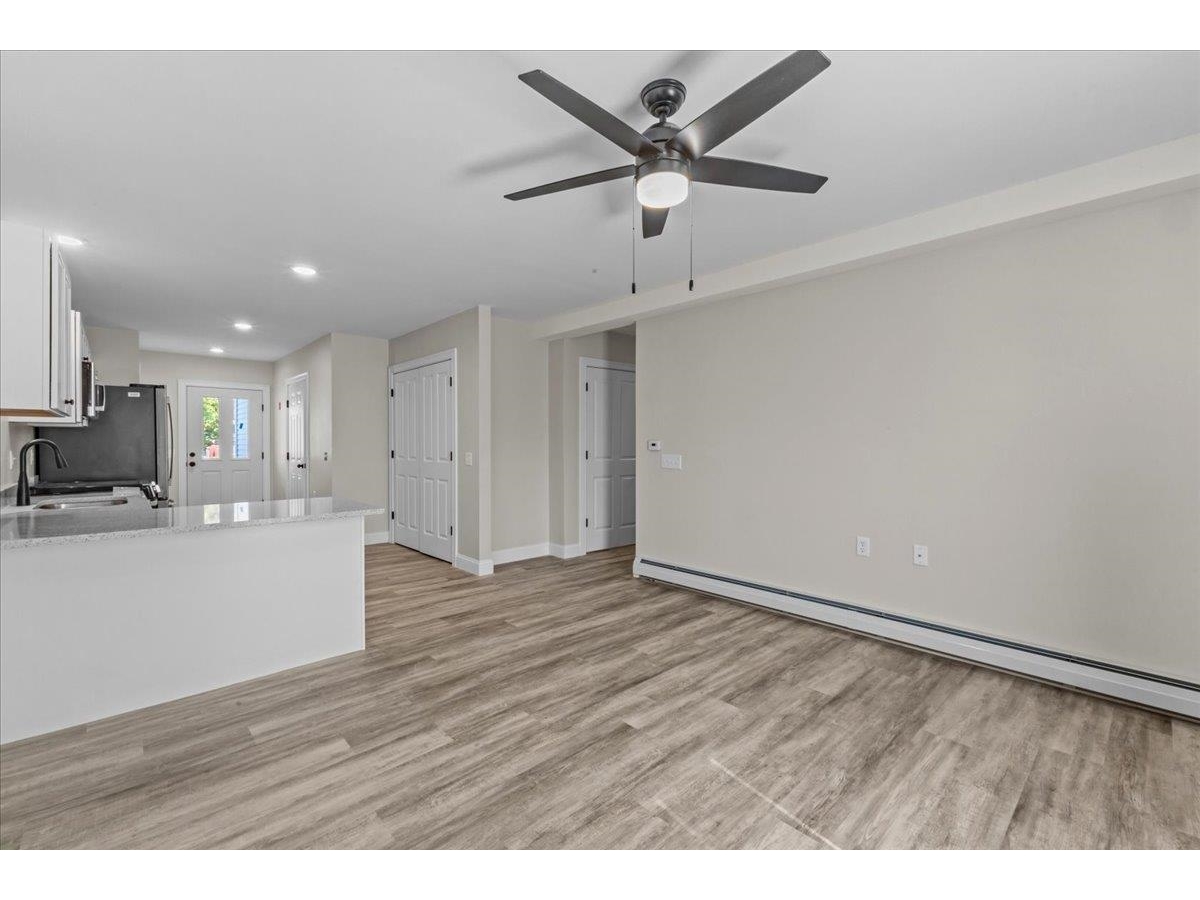 7 Willys Lane, Unit 106