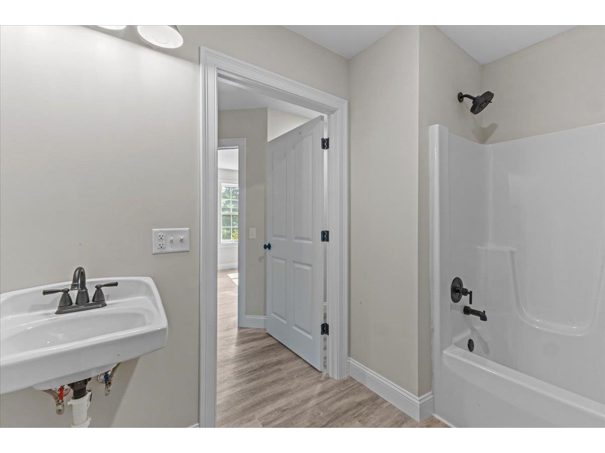 7 Willys Lane, Unit 106