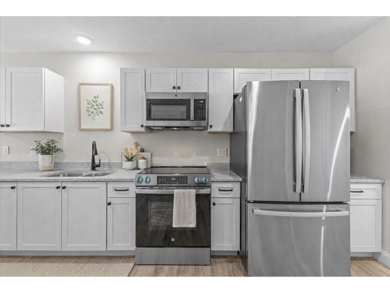 7 Willys Lane, Unit 106