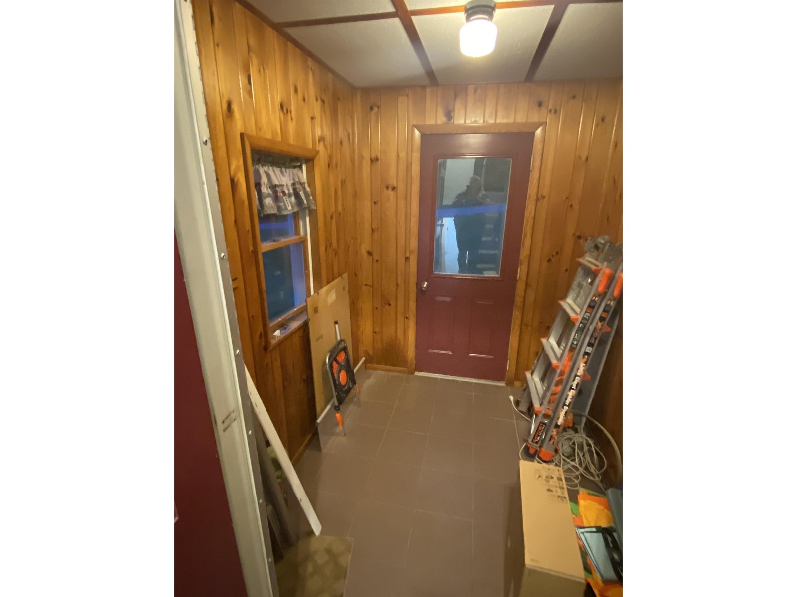 front door mudroom area