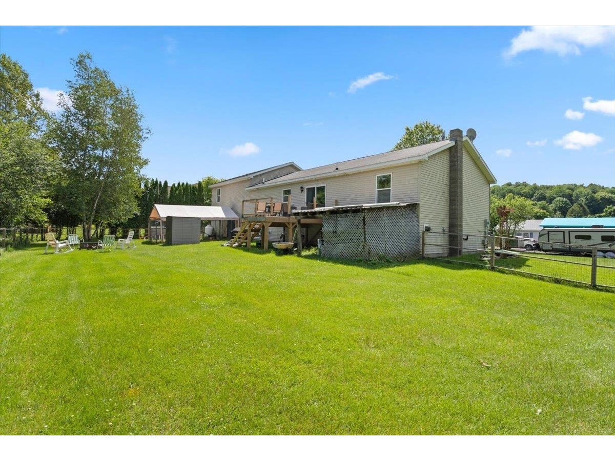 70 Country Way