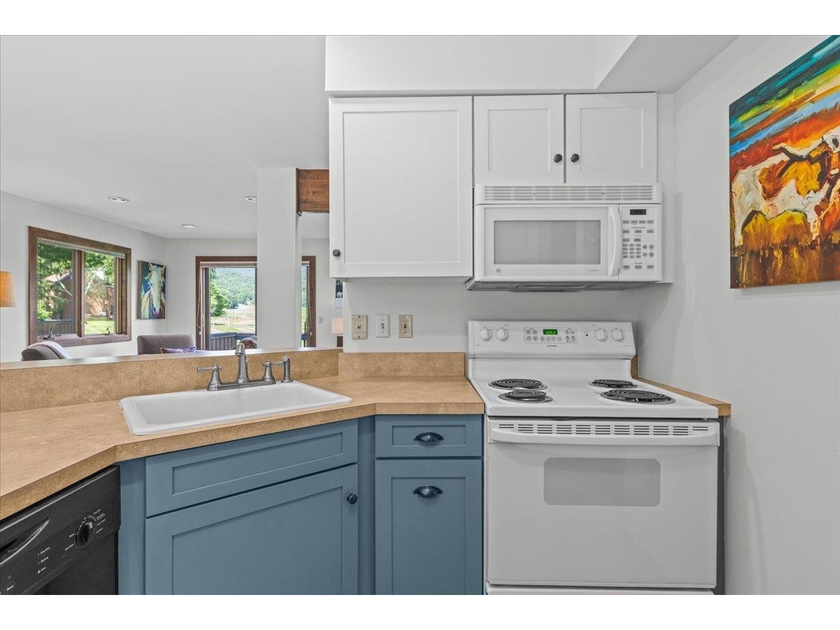 70 Field Road, Unit 5