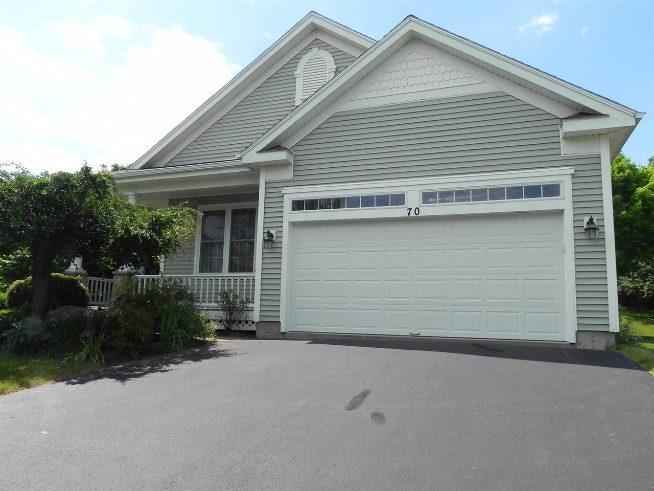 70 Fieldstone Drive