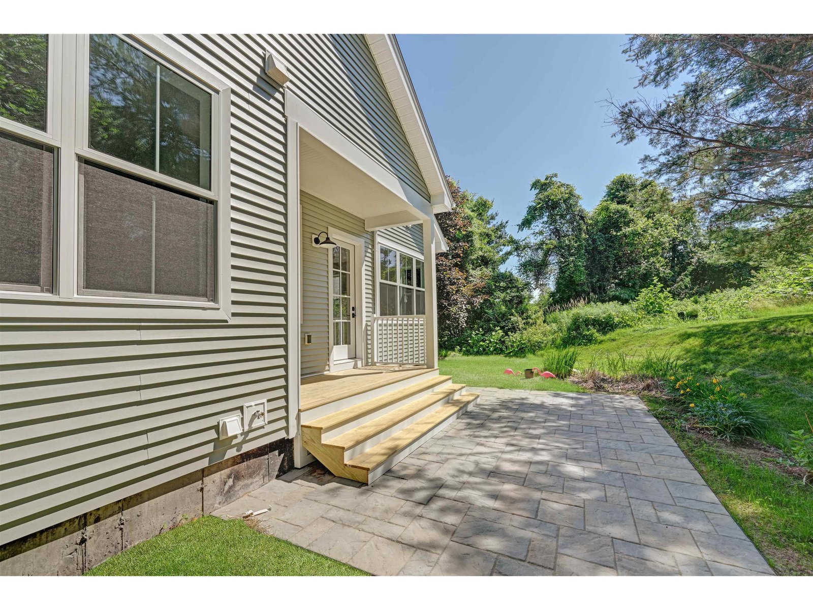 70 Fieldstone Drive