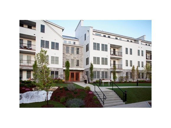 70 Maple, Unit 302